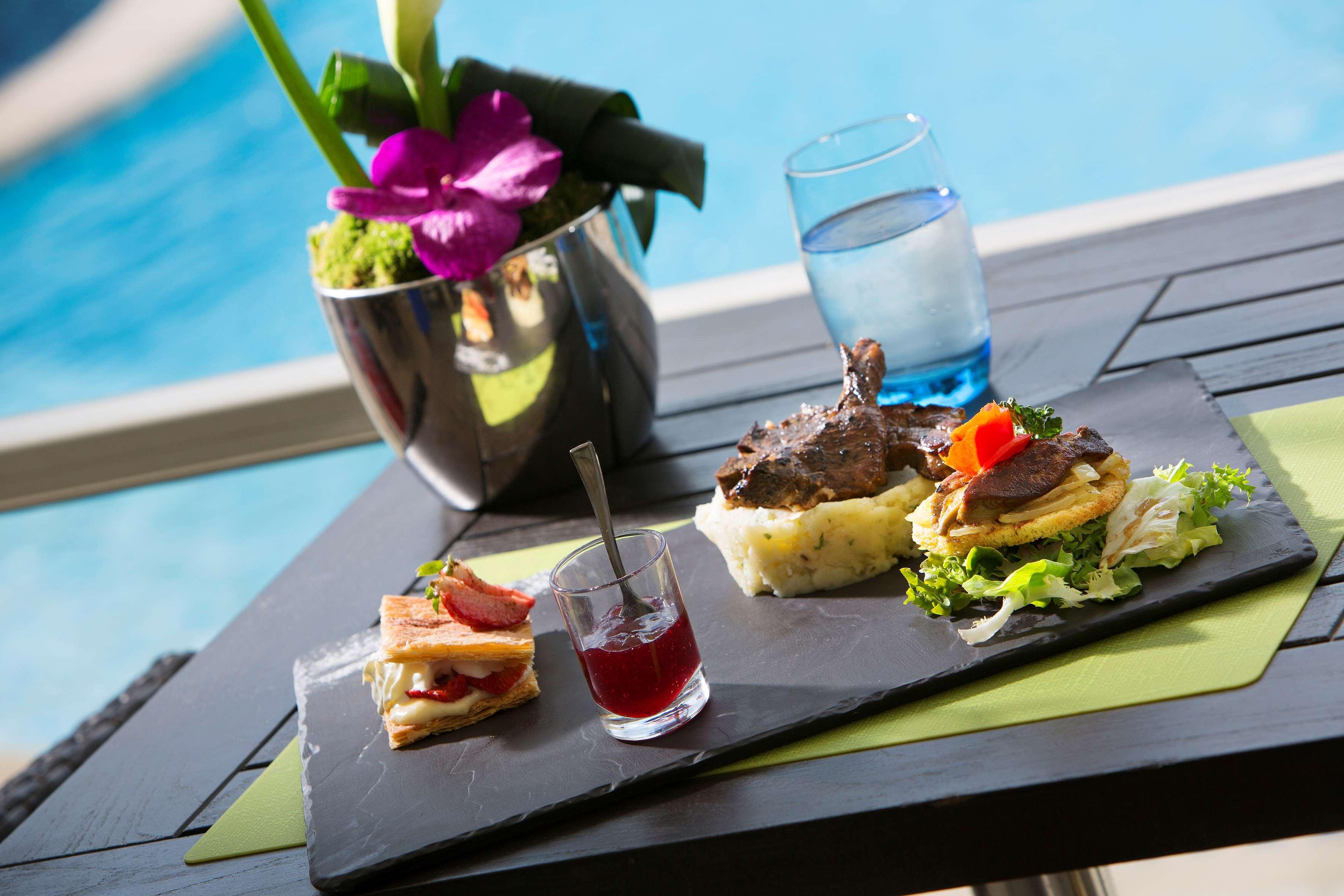 Radisson Airport Hotel